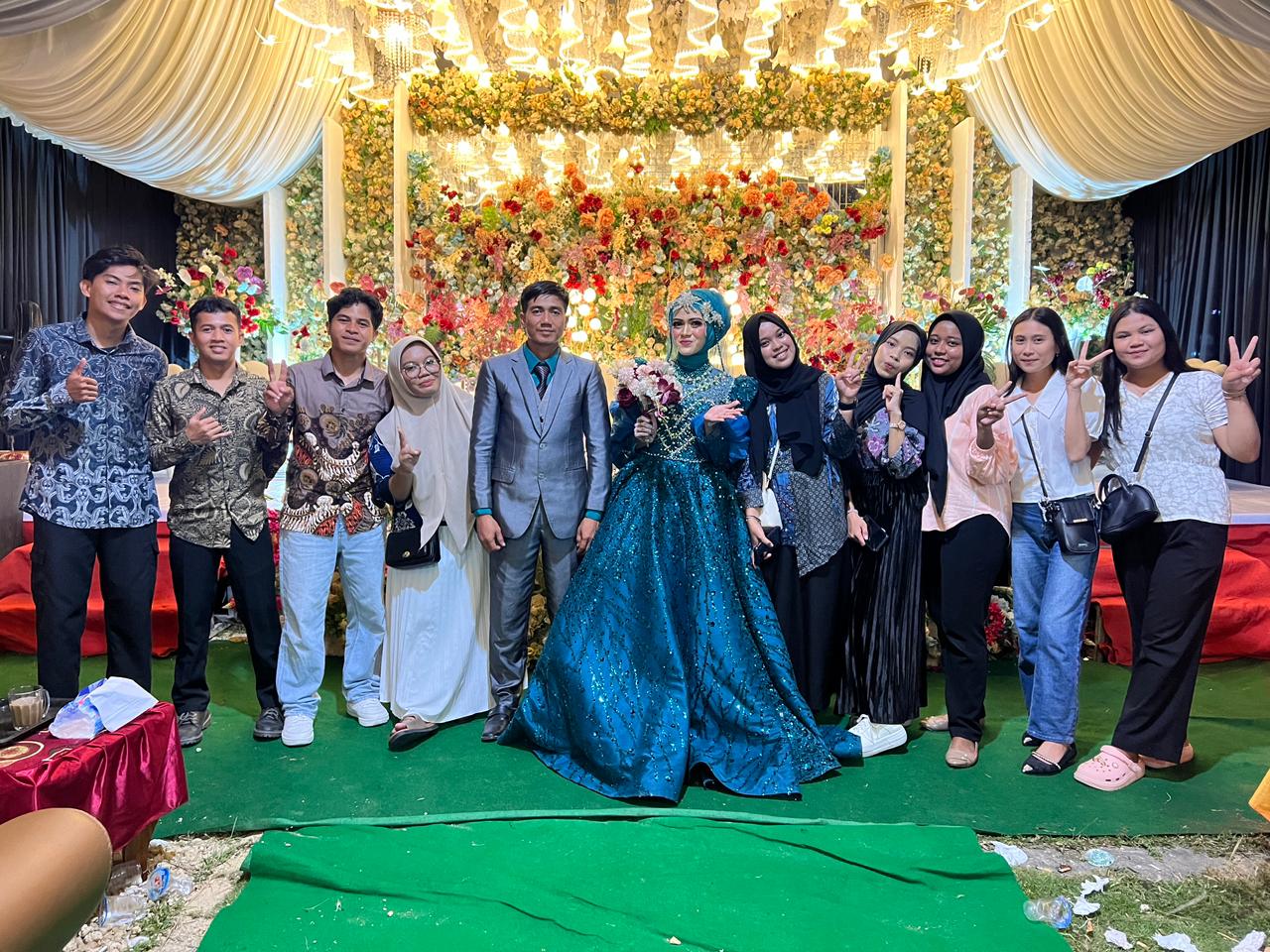 Acara pernikahan warga Desa Puasana